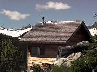 bwcabin5.JPG (6687 bytes)