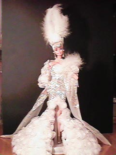leslie.jpg (16626 bytes)