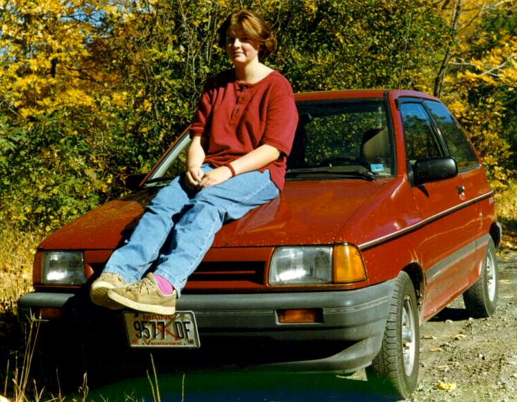 sarahcar.jpg (84182 bytes)