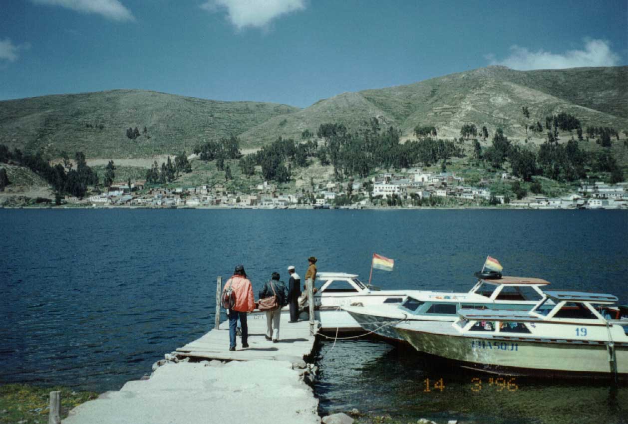 02Tiquina.jpg (116240 bytes)