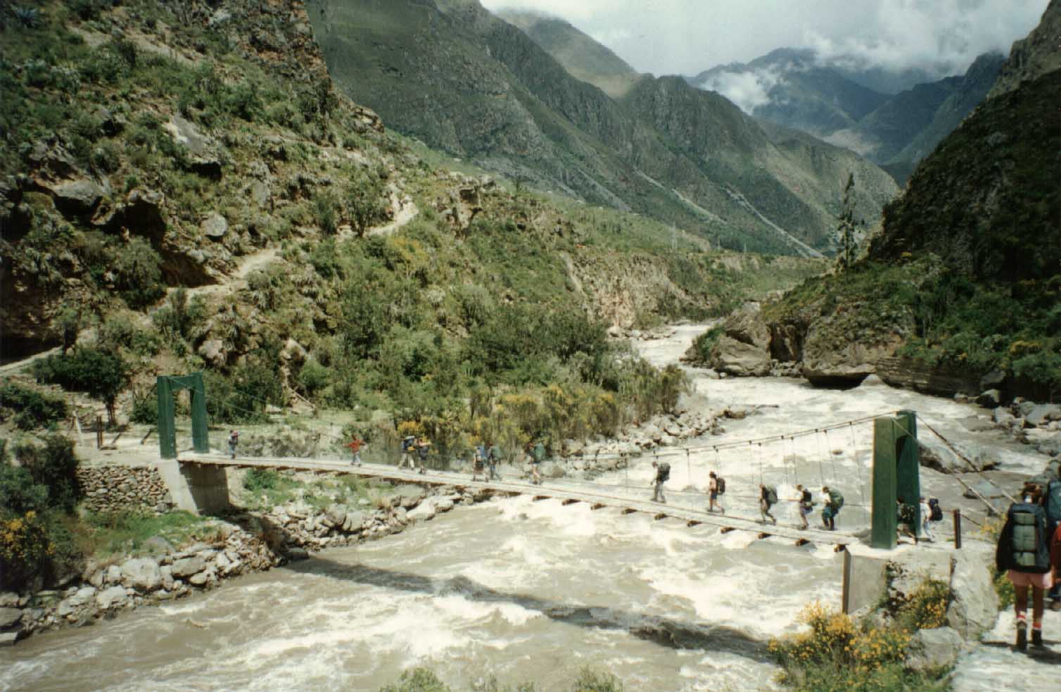 09-Inicio82.jpg (157869 bytes)