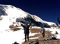 Jeannette at the pass 5416 metres