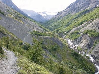 Trail to Refugio Chileno
