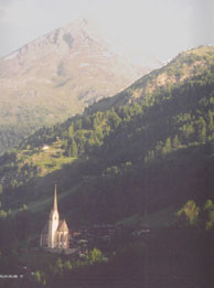 hgbchrch.jpg (16117 bytes)