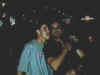 crowd3.jpg (11855 bytes)