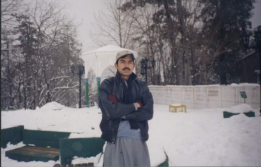 My Picture at Kashmir Point in Murree