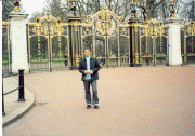 A Buckingham palace gate