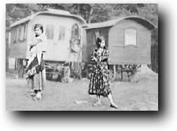 Young Roma girls in Rosslau, Germany, 1931