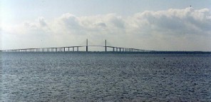 skywaybridge.jpg (13106 bytes)