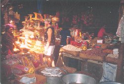 ubudmrkt.jpg (14248 bytes)