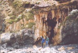 otwycave.jpg (18552 bytes)