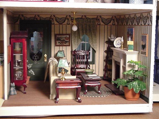 dollhouse9.jpg (63211 bytes)