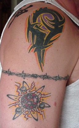 marktattoo3c.jpg (38758 bytes)