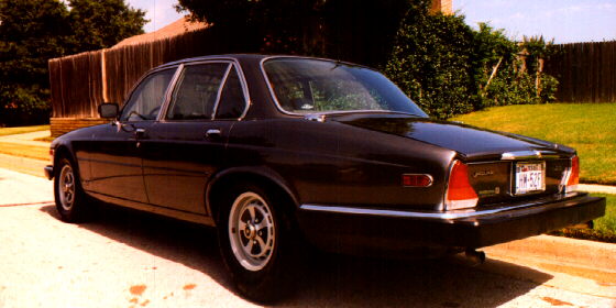 jag3.jpg (39988 bytes)