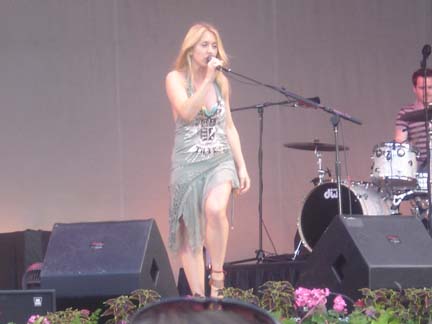 Liz Phair at Taste of Chicago, July 8th, 2006