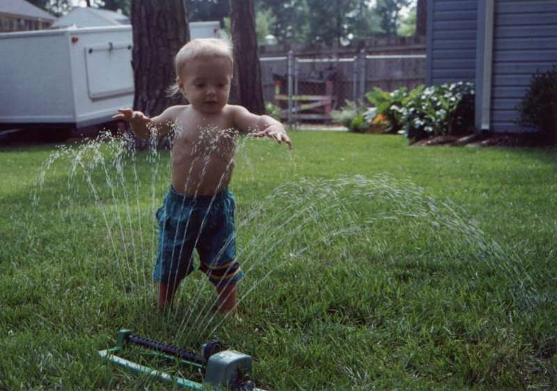2000-07_Sprinkler