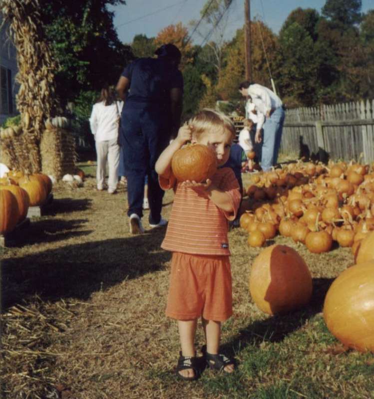 2001-10_PumpkinPatch