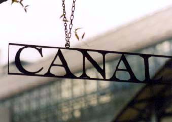 canal.jpg (10609 バイト)
