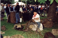 aoldmrkt2.jpg (48011 bytes)