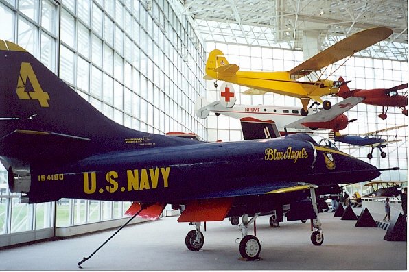 navy.jpg