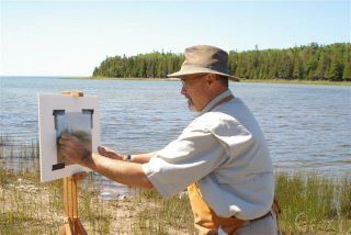 David Bigelow painting en plein air