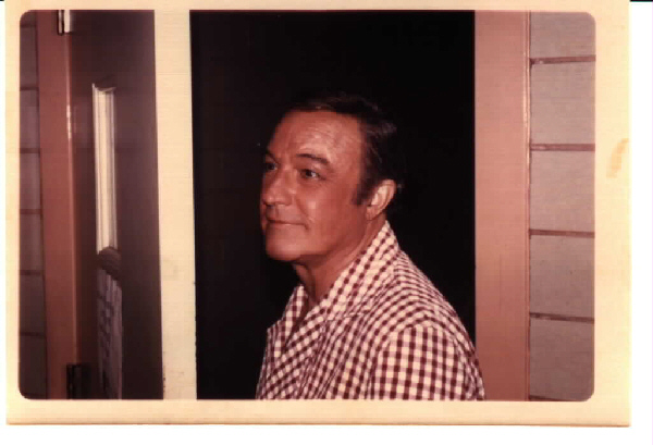gkelly2.jpg (97655 bytes)