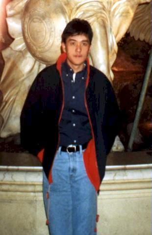 vince05a.jpg (12354 bytes)